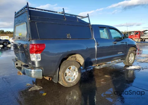 2010 Toyota Tundra Double Cab Sr5 z USA, uszkodzony, nr VIN 5TFUM5F11AX011777
